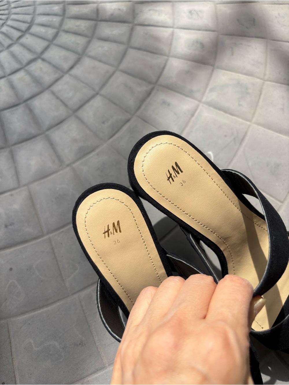 H&M Black Double-Strap Block Heel Sandals - Picture 5 of 6